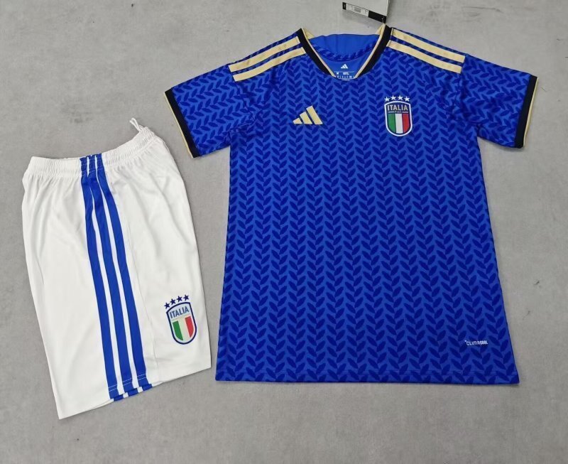 KIT NIÑO ITALIA 2026 1A EQUIPACION