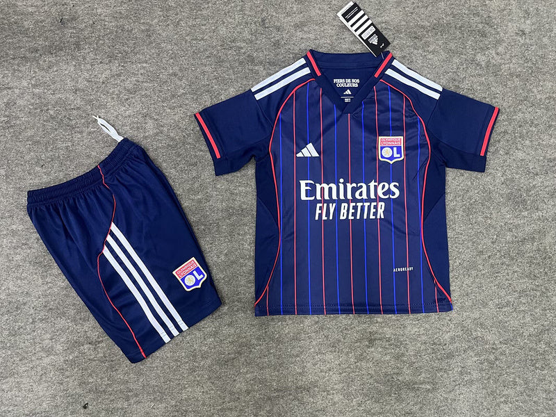KIT NIÑO OLYMPIQUE LYON 2025/26 2A EQUIPACION (copia)