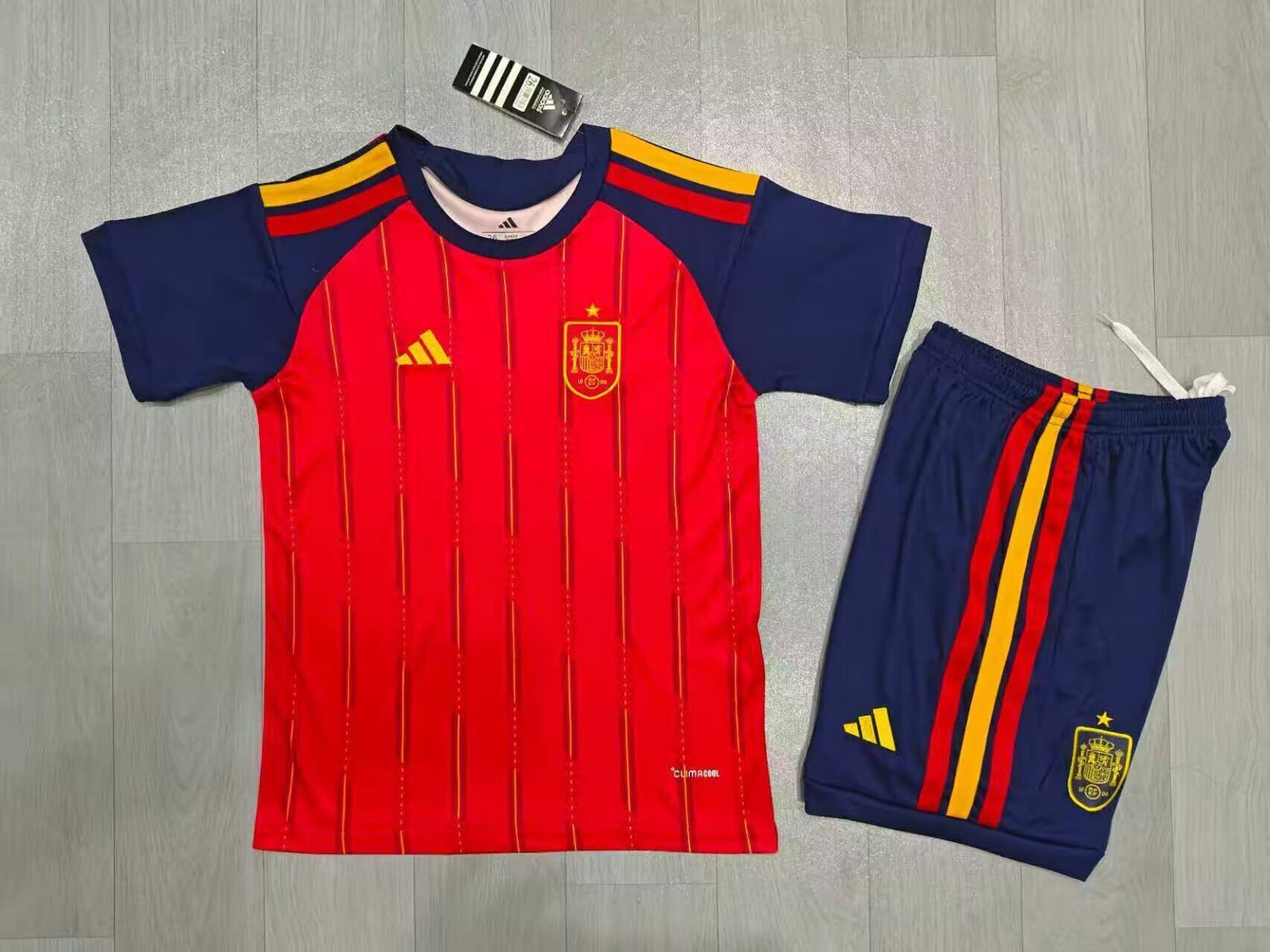 KIT NIÑO ESPAÑA 2026 1A EQUIPACION