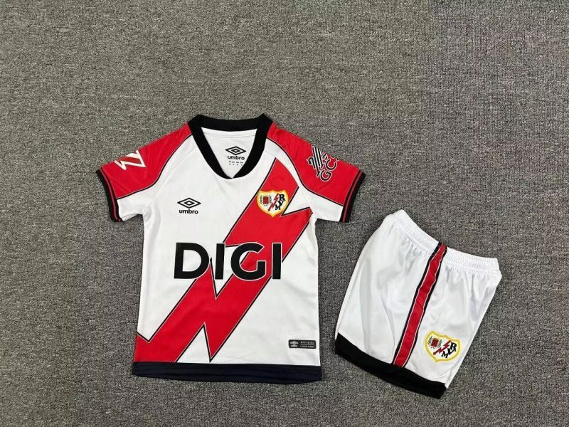 KIT NIÑO RAYO VALLECANO 2025/26 1A EQUIPACION
