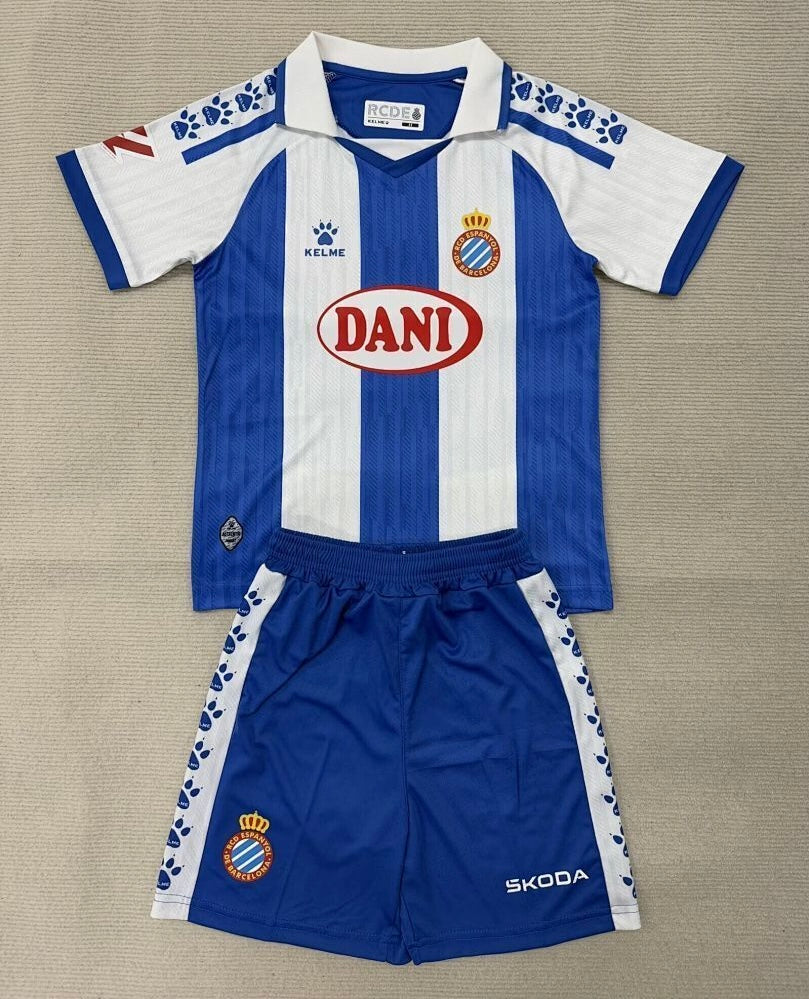 KIT NIÑO ESPANYOL 2025-26 1A EQUIPACION