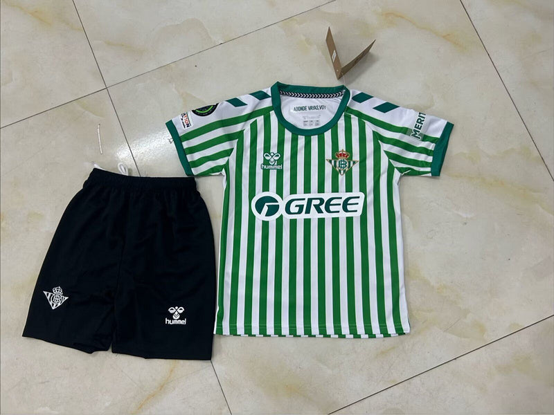 KIT NIÑO REAL BETIS 2025 1A EQUIPACIÓN